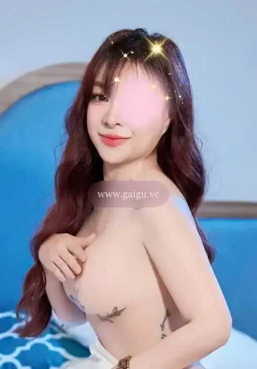 Tiểu Vy - Vú To Dáng Chuẩn, Đáng Yêu Chiều Khách