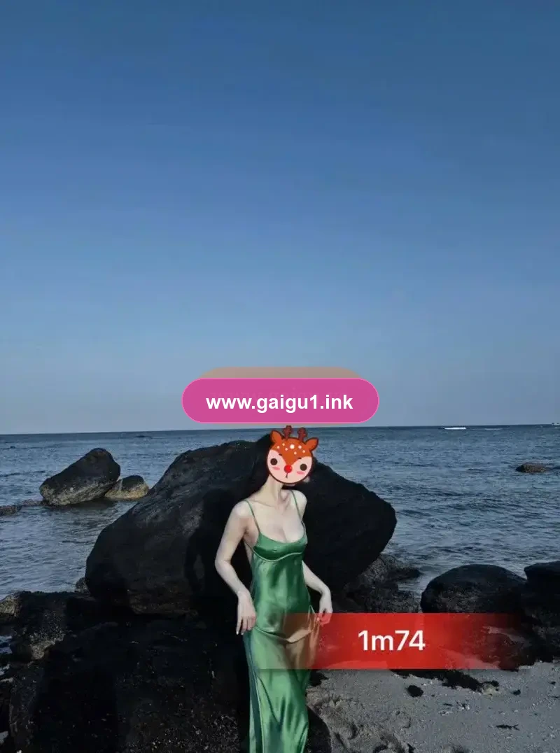 ❤️HOT CLIP SEXY❤️ KHÁNH LINH HOTGIRL 1M74 DÁNG CHUẨN GYMER CỰC PHẨM SEXY VÀ CHIỀU KHÁCH