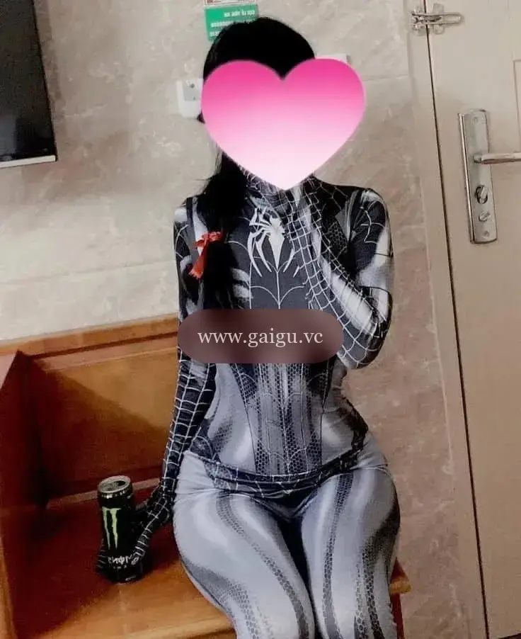 TÔ BẢO NHI 2K1 - THÍCH COSPLAY - dâm ngon dáng dây siêu yêu