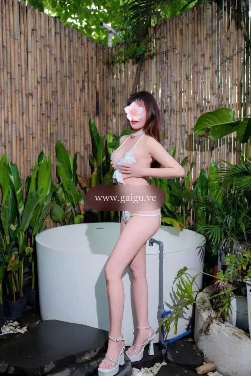 Yến Nhi Baby - Miền Tây Dịu Dàng, Xinh Yêu Vô Đối