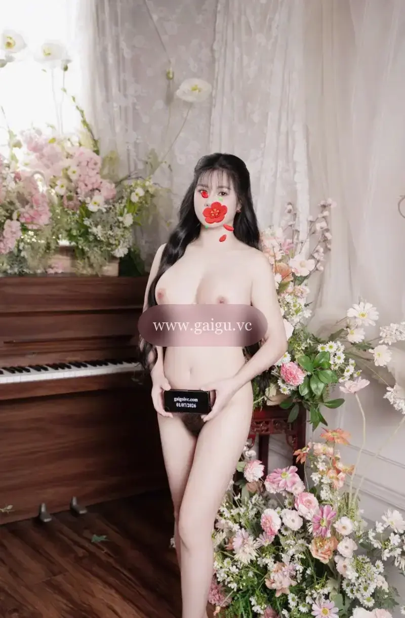 An Nhiên:VÚ BỰ, MẶT XINH, TUYỆT CHIÊU DÂM ĐÃNG