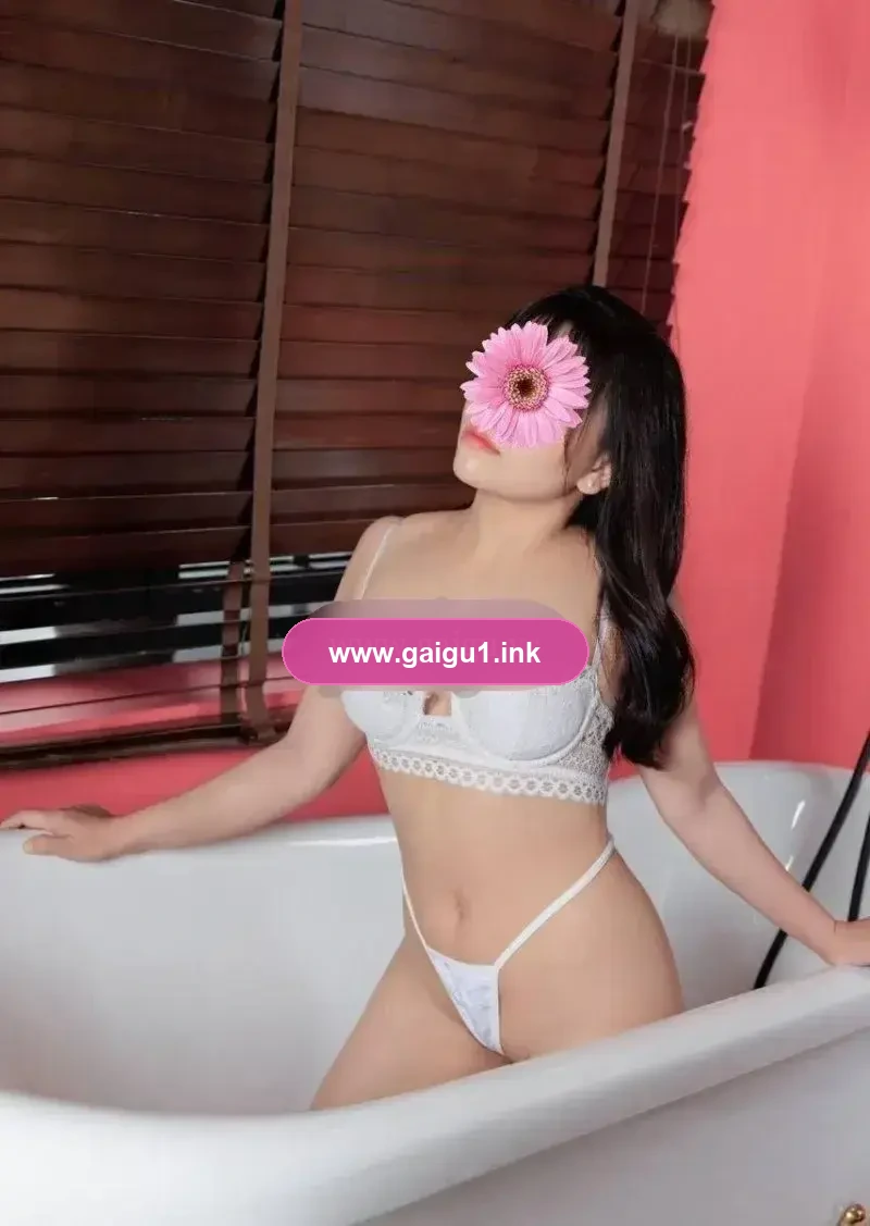❤️SURI❤️ - ĐẲNG CẤP VỀ SEX,BJ SƯỚNG TÊ TÁI DÂM ĐÃNG