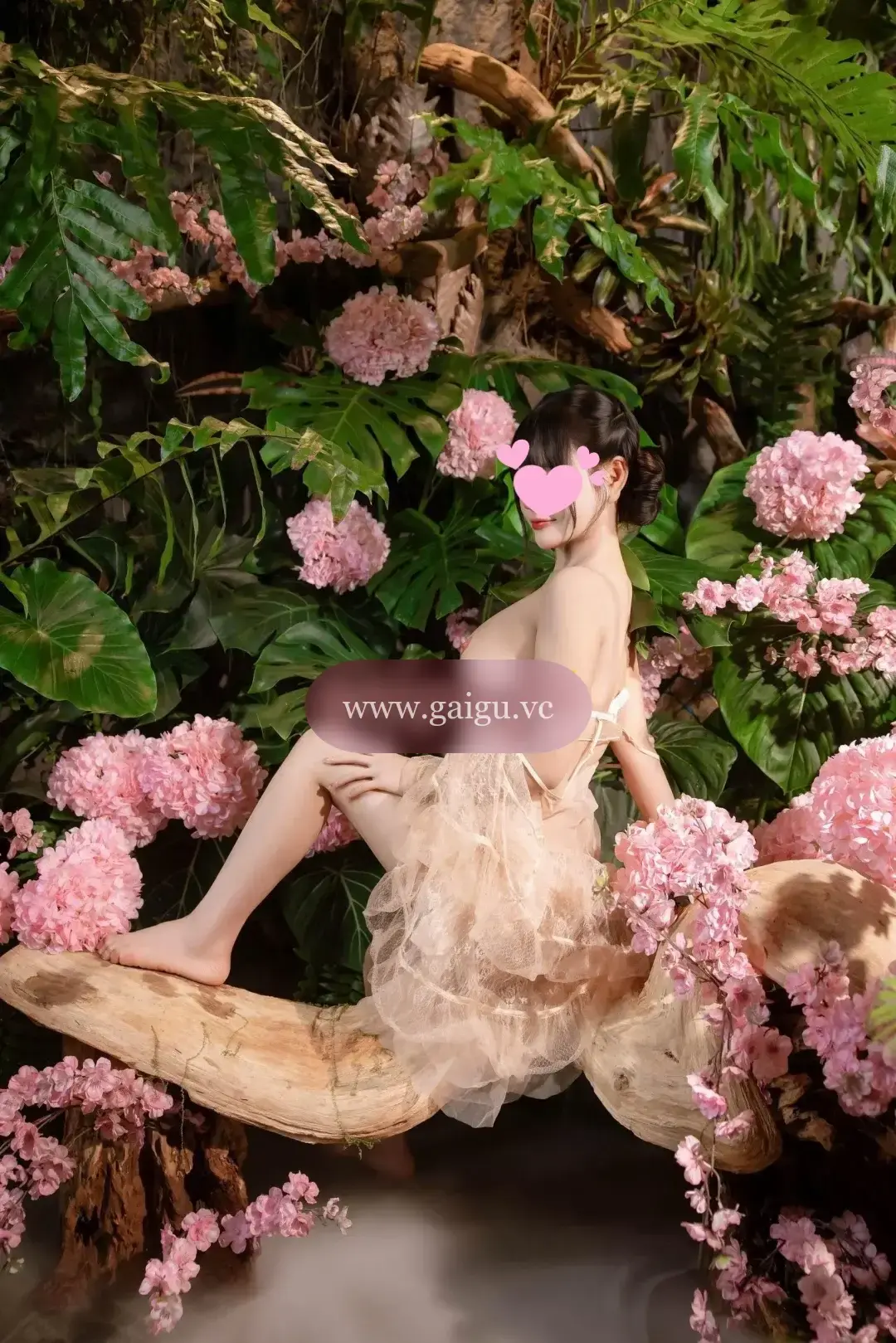 Trà My💋Gái Ngoan Xinh Vú Bự Phục Phụ Như Người Yêu Luôn
