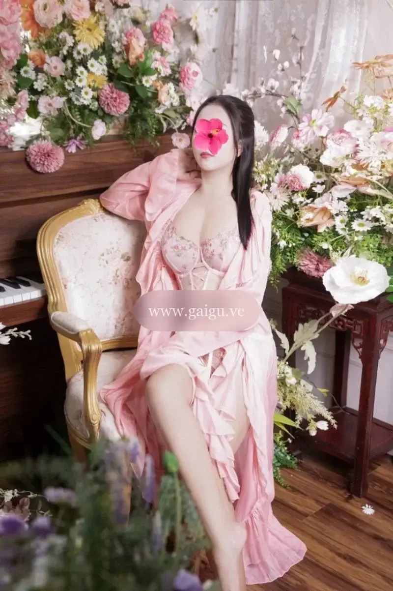 HOT VIP ⭐ Thùy Dương ⭐Tuyệt chiêu lỗ nhị Bdsm nhiệt tình dâm đãng dịch vụ full sv gặp là phê quên đư