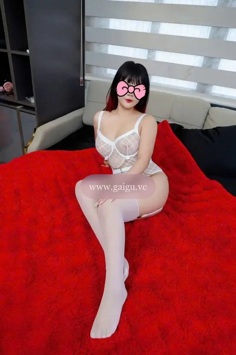 HOTGIRL❤️TRANG CÚN❤️XINH XẮN CUTE ĐÁNG YÊU VÚ BÍM NUỘT NÀ