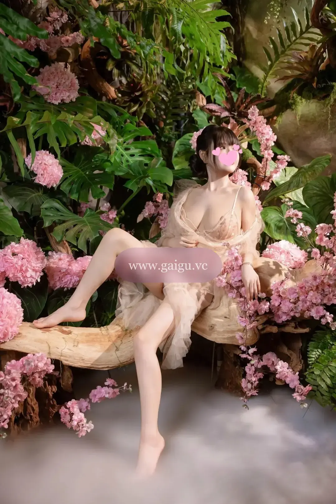 Trà My💋Gái Ngoan Xinh Vú Bự Phục Phụ Như Người Yêu Luôn
