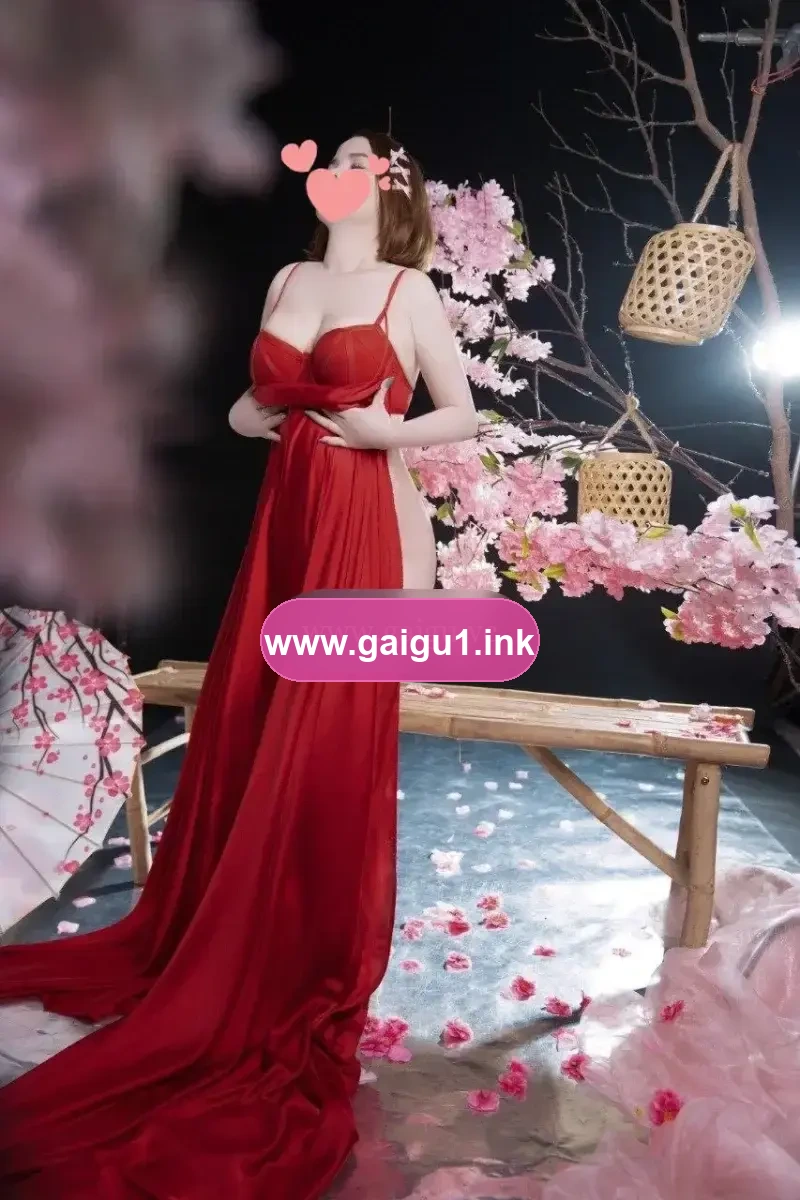 LINH ĐAN ĐẾN CÙNG Chị IU đĩnh nóc kịch trần