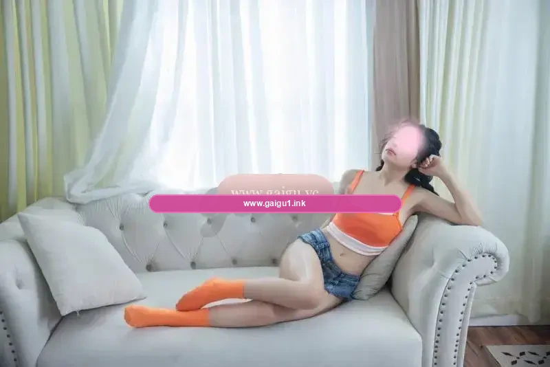Siêu Phẩm 2K6 Thuỳ An - E Tròn 18 Ngại Ngùng Như Lần Đầu