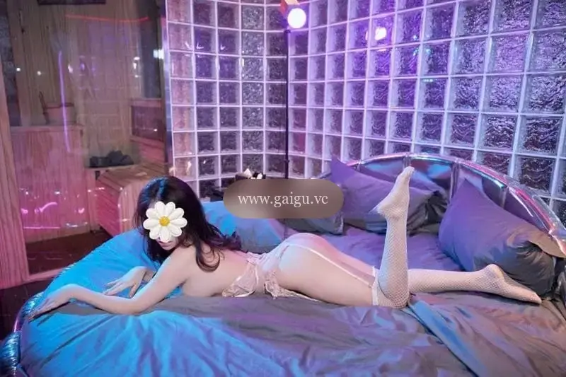 ✨ Candy Huyền ✨ Dâm ngọt hơn kẹo - làm tình phê sung sướng