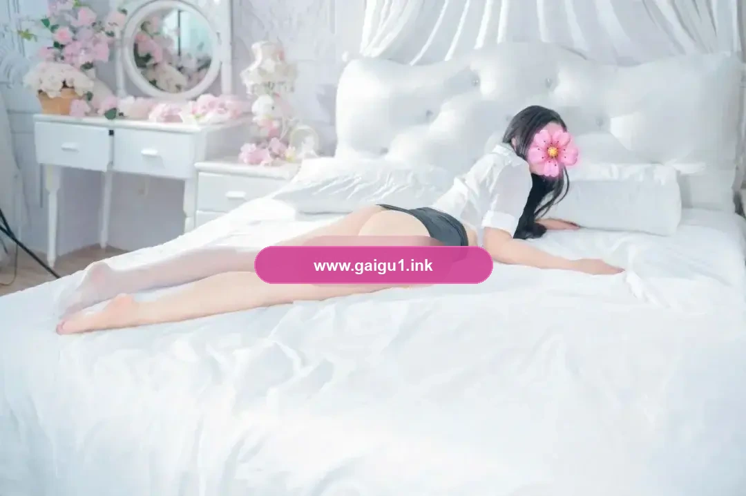 Kim Ngân_ Gái xinh chiều khách, body nóng bỏng gợi tình
