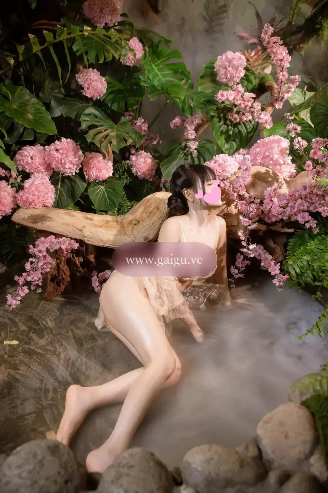 Trà My💋Gái Ngoan Xinh Vú Bự Phục Phụ Như Người Yêu Luôn