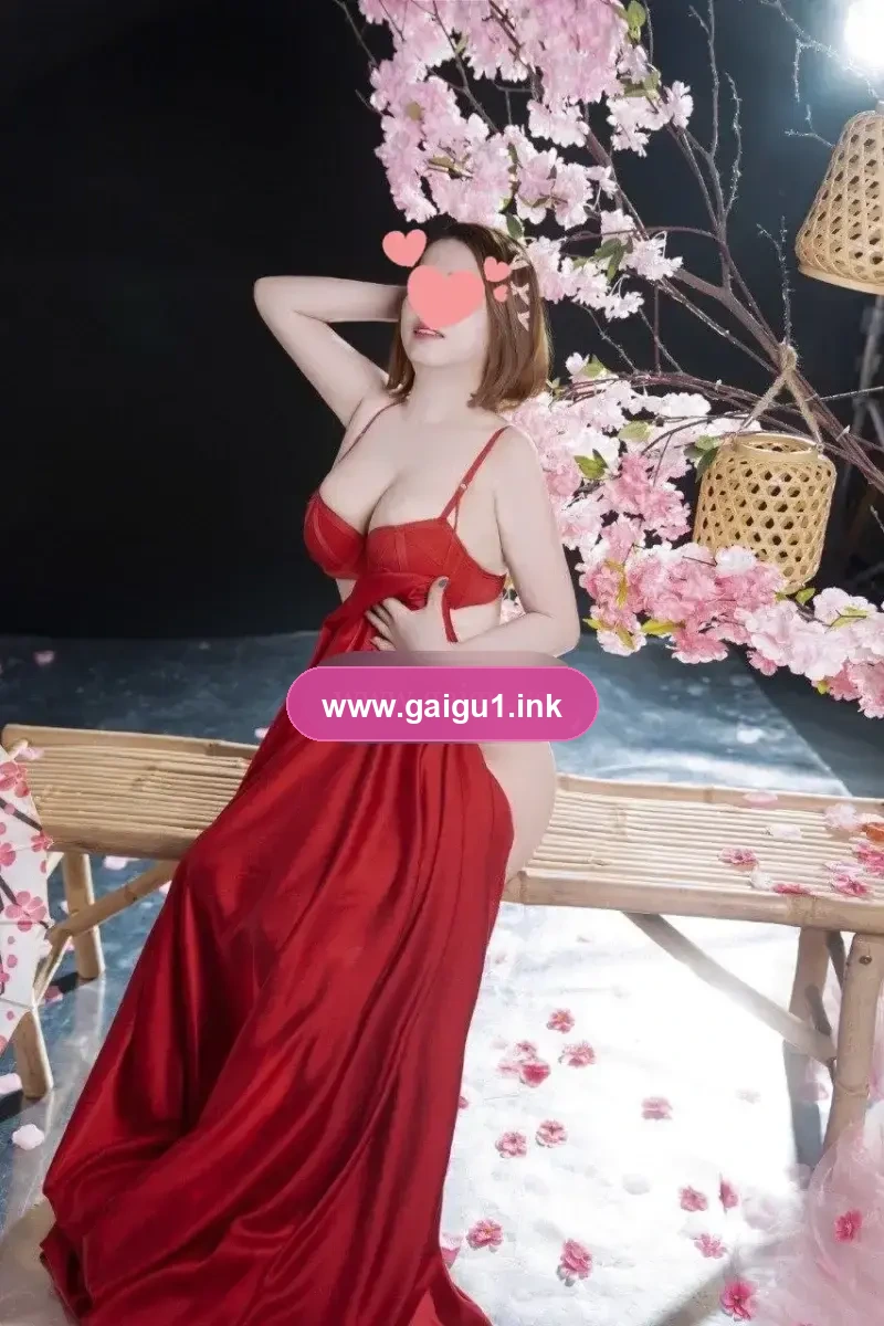 LINH ĐAN ĐẾN CÙNG Chị IU đĩnh nóc kịch trần