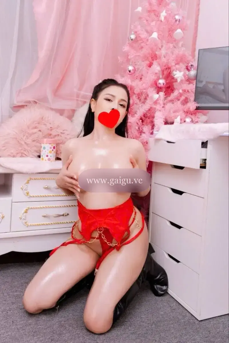 AN NHIÊN NGỰC TO MÔNG NỞ,LÀM TÌNH SIÊU PHÊ