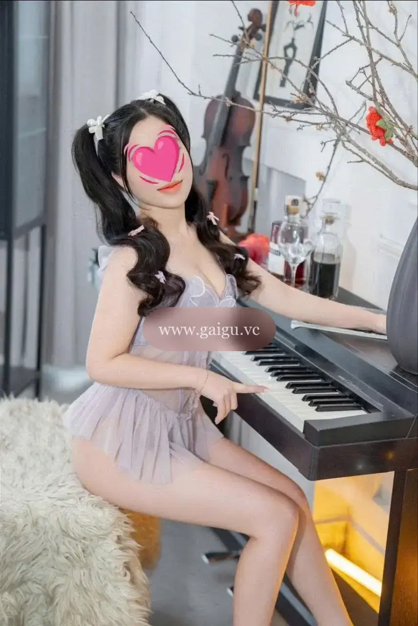 HOTGIRL❤️TRANG CÚN❤️XINH XẮN CUTE ĐÁNG YÊU VÚ BÍM NUỘT NÀ