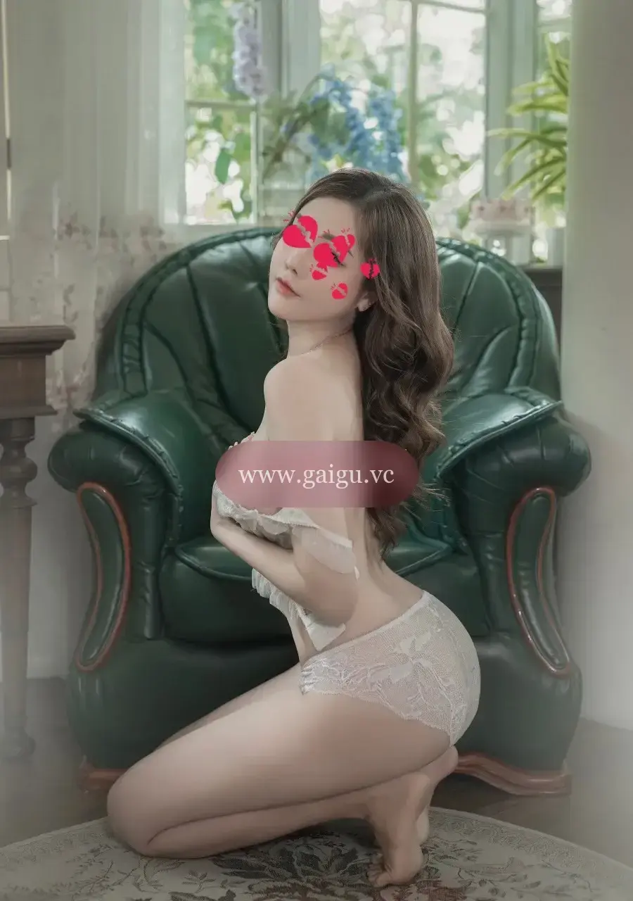 HOT CHÂU ANH BODY SẮC NET,MÔNG VÚ ĐẸP CHUẨN, XINH SANG HẾT NẤC