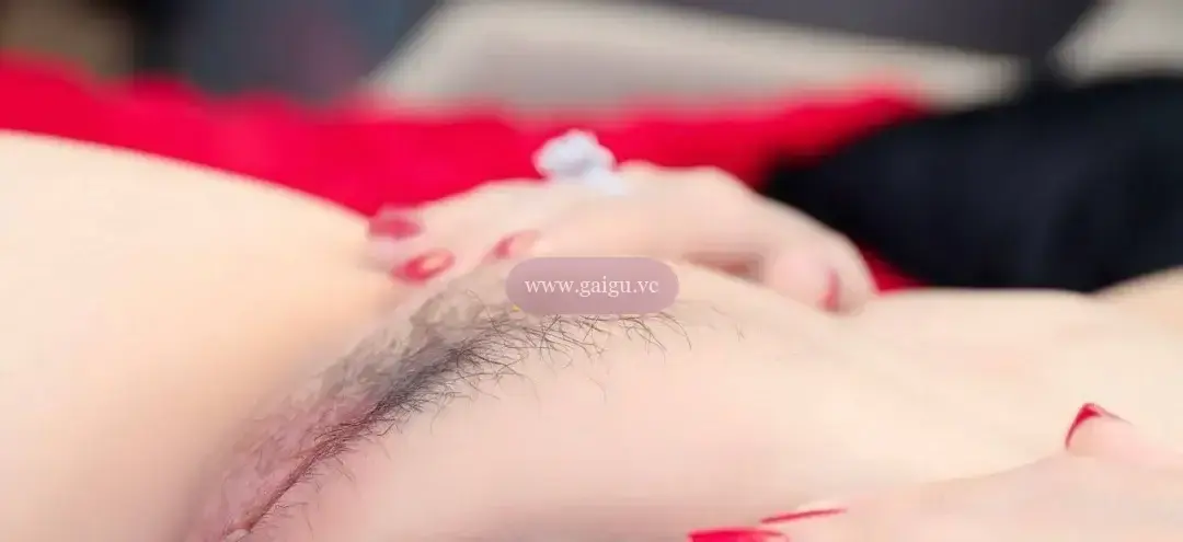 PHƯƠNG ANH --- XINH, DÂM, CHIỀU KHÁCH