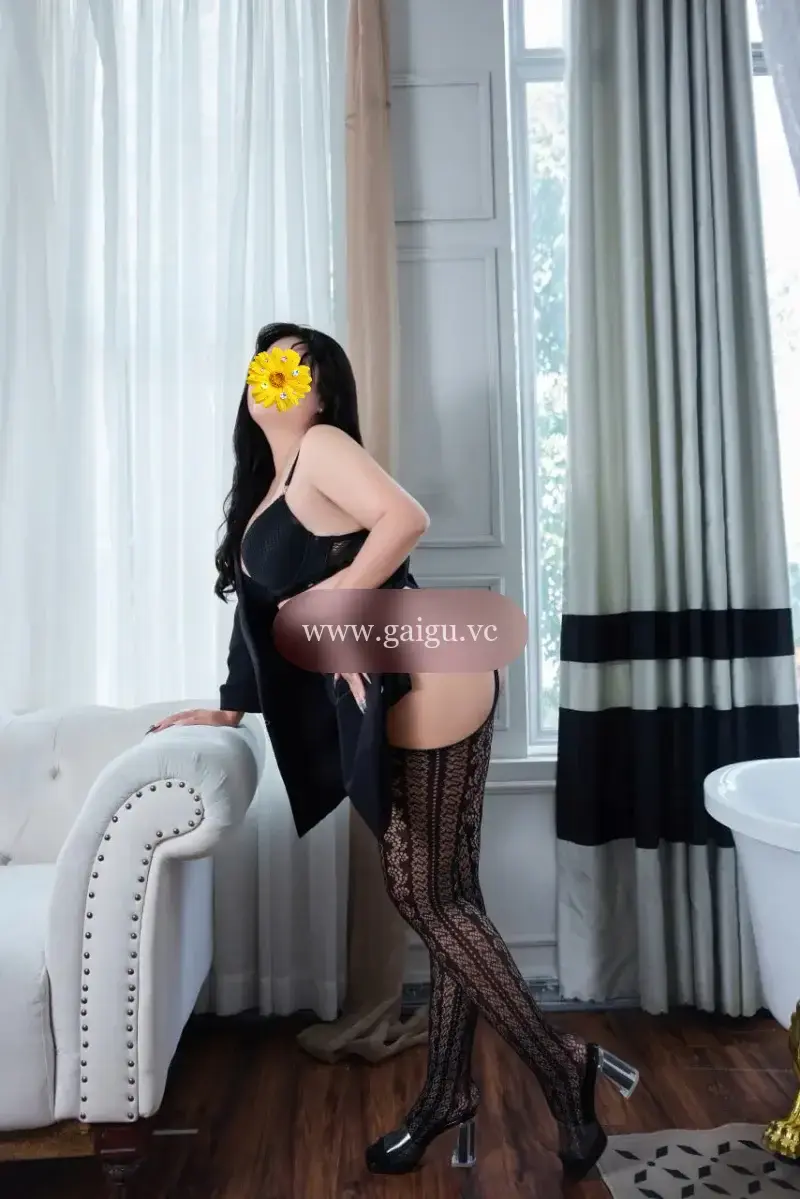 [⭐ VIP ] Ngọc Oanh - Siêu Phẩm Bánh Mật Mủm Mỉm Đáng Yêu, Dịch Vụ Hấp Dẫn