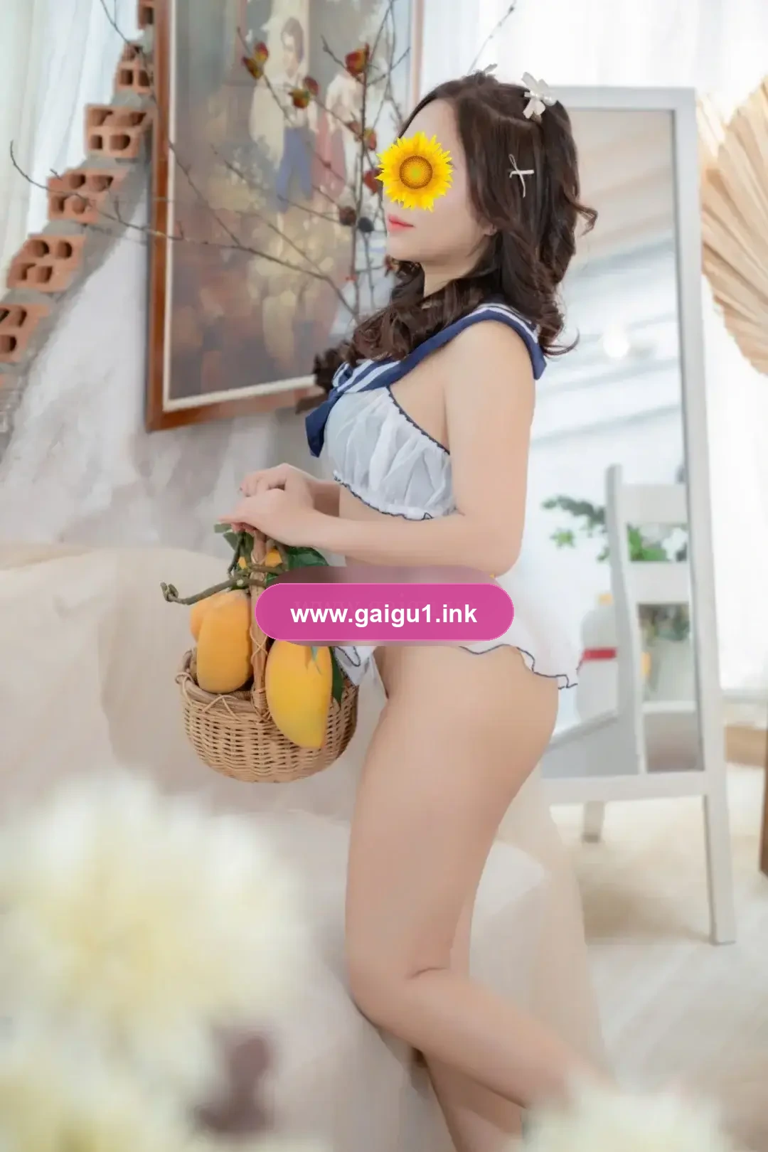 MẪN NHI EM GÁI QUÊ MỚI ĐI LÀM TÌNH CẢM