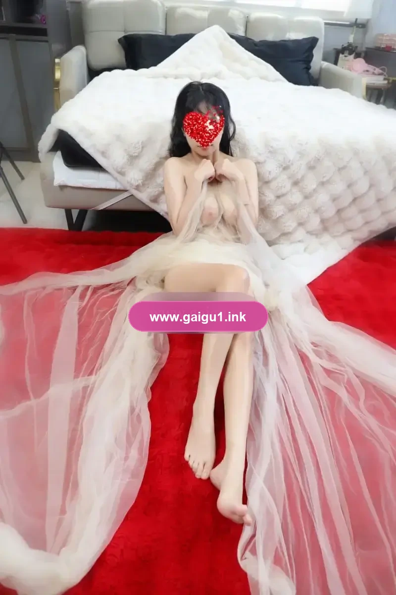 TUYẾT NHI - xinh  Dâm dâm Đa tình - sexy khiêu gợi ngọt ngào - CỰC CHIỀU KHÁCH