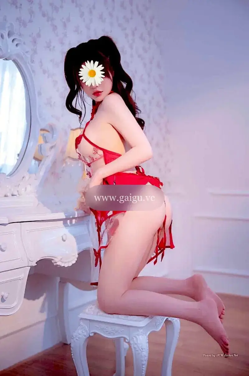 Mát Mịn, LÀN DA MỊN MÀNG, MÔNG CĂNG MẨY, LÀM TÌNH HẾT MÌNH QUÊN LỖI VỀ
