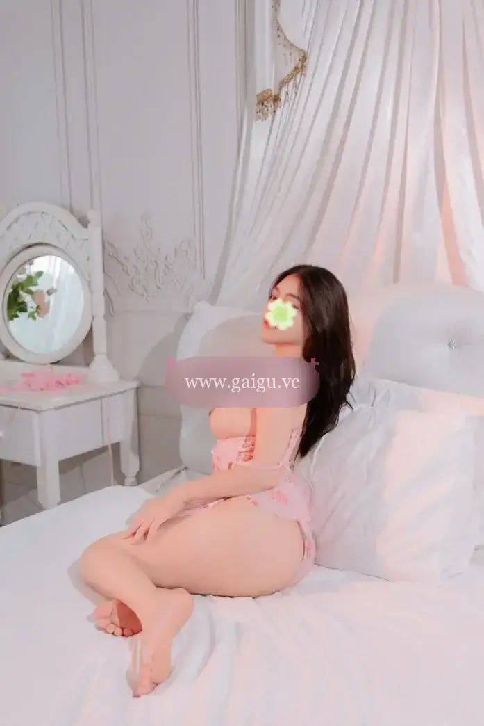 HUYỀN TRANG - XINH, NGOAN NHƯ NGƯỜI YÊU
