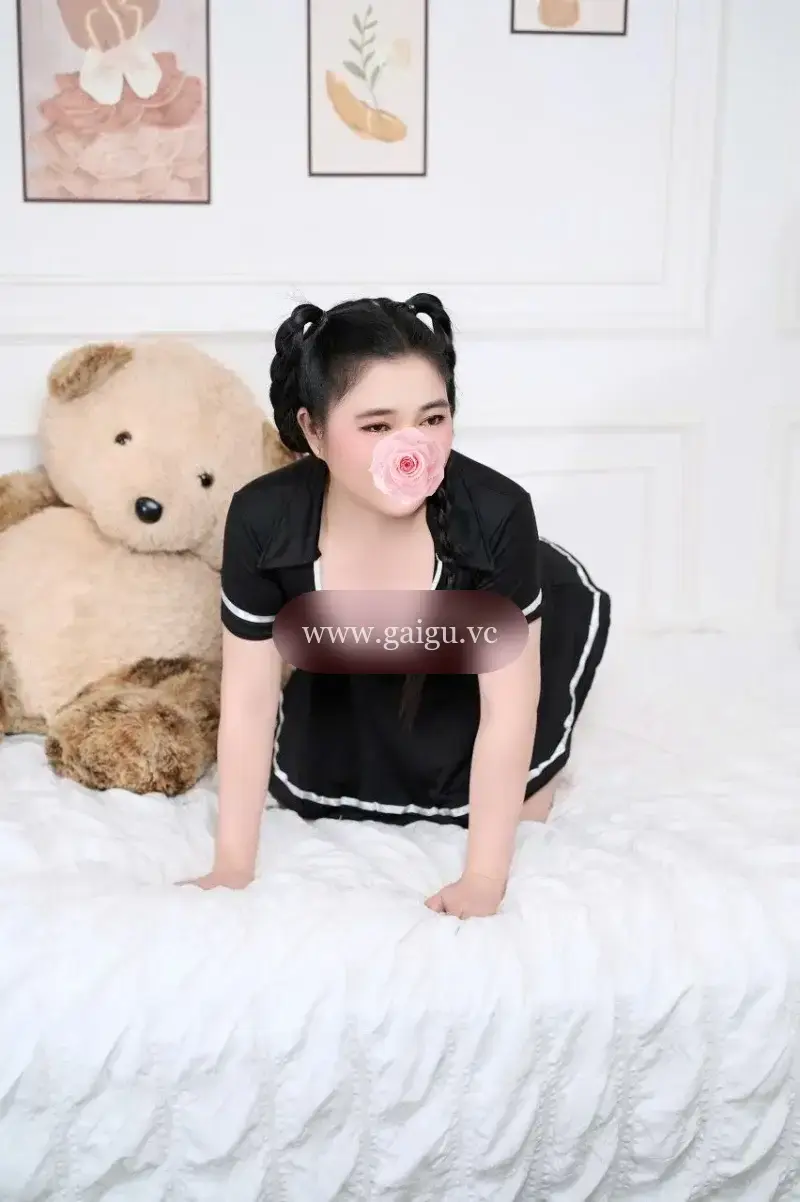 Bảo Anh- Dâm, ngoan làm tình cực phê