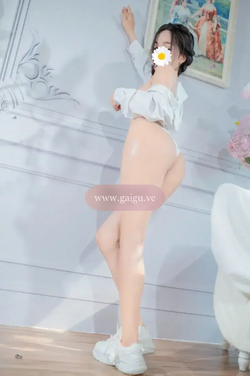 THU MINH - DÁNG NUỘT CHIỀU KHÁCH - VÚ TRÒN TO - MÔNG CONG MÚP - BƯỚM HỒNG HÀO - BÚ LIẾM ĐIÊU LUYỆN