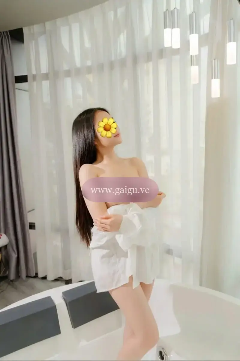 Bảo Bối🦋Vú Bự Cực Phẩm🦋Mặt Xinh Dáng Chuẩn