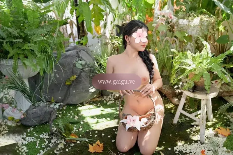 ✨KIỀU KIỀU 2K4✨ Gái Mới Lớn Non Xanh Tuổi Đôi Mươi