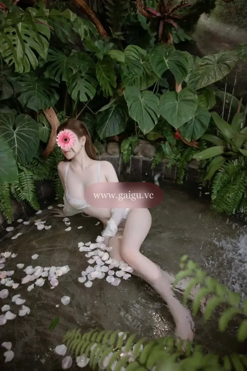 ❤️ MINH CHÂU ❤️ Em xinh sexy khiêu gợi đa tình - Body tuyệt vời