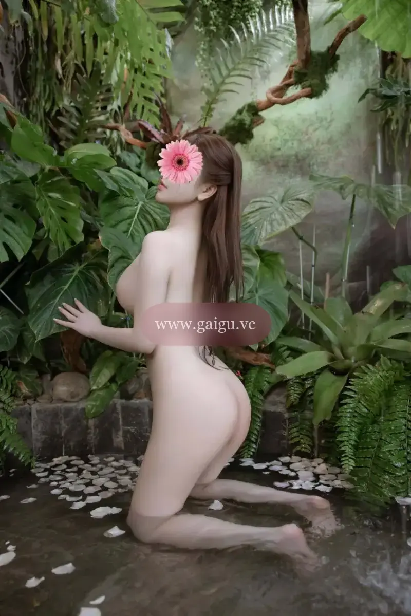 ❤️ MINH CHÂU ❤️ Em xinh sexy khiêu gợi đa tình - Body tuyệt vời