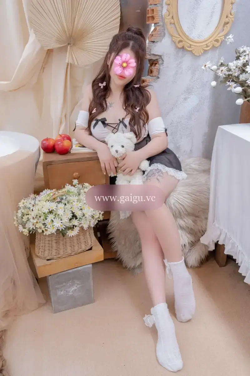 TRANG ANH Dâm Nữ  Chiều Chuộng và Nhiệt Tình