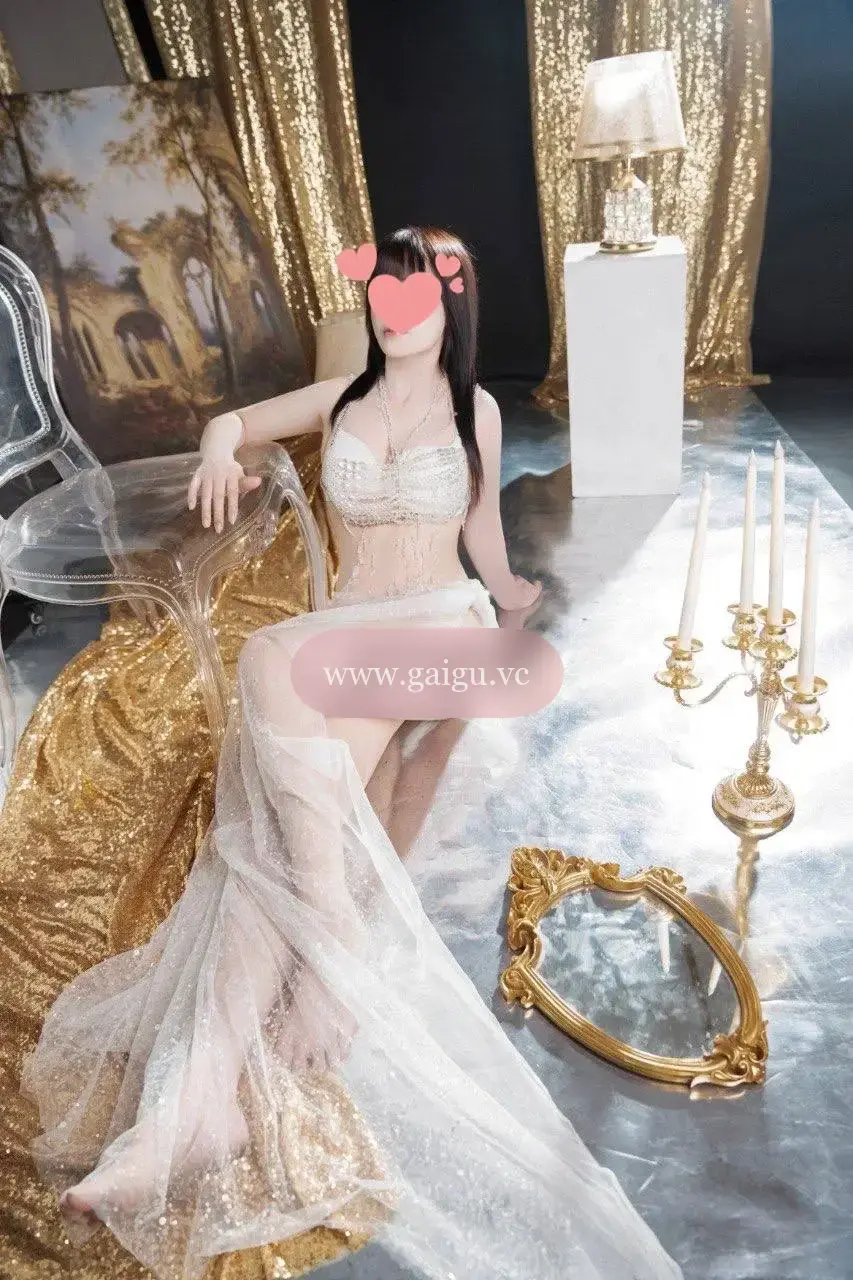 Ngọc Lan Chiều Khách Tới Bến
