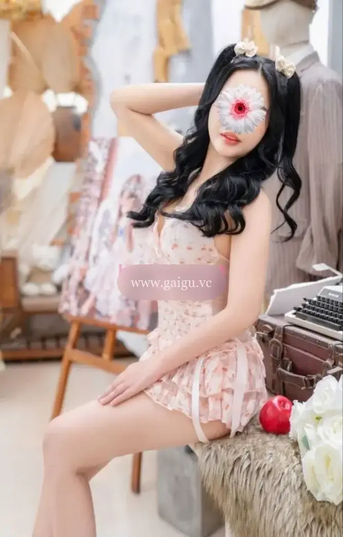 Gia Hân BaBy - Mặt Xinh Dáng Đẹp Làm Tình Ngất Ngây