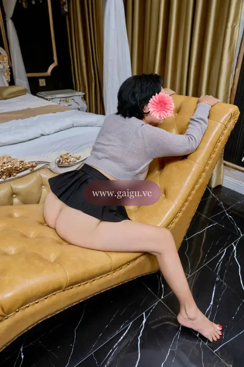 Anna Ngọc vú to mông căng bím múp rụp nhiều nước làm tình say mê