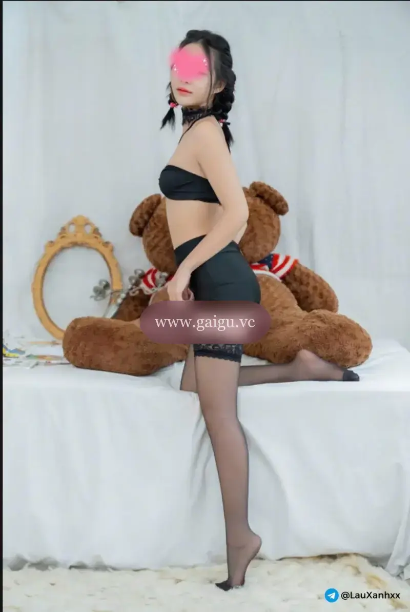 💗 GÁI TEEN KIỀU TRANG _Khuôn Mặt Dễ Thương_Body Gợi Cảm Rất Đáng Yêu