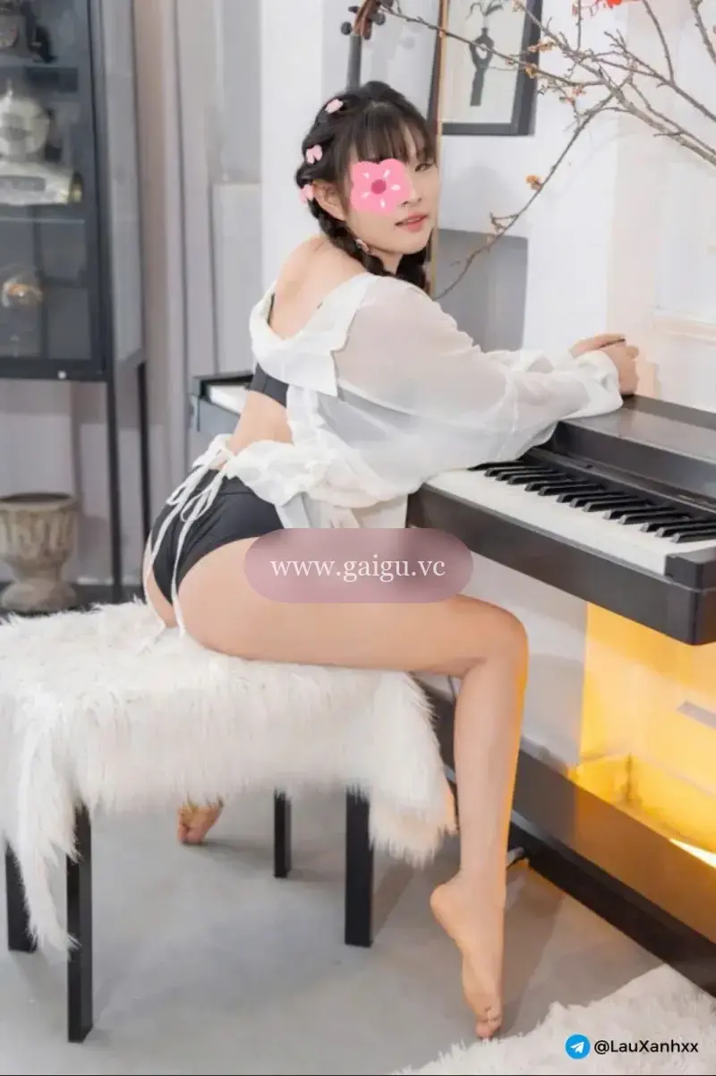 💗 GÁI XINH ANH THƯ _ NHỎ NHẮN ĐÁNG YÊU CHIỀU KHÁCH NHIỆT