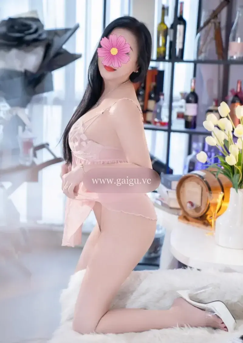 khánh ngọc gái miền tây chăm chỉ nhiệt tình