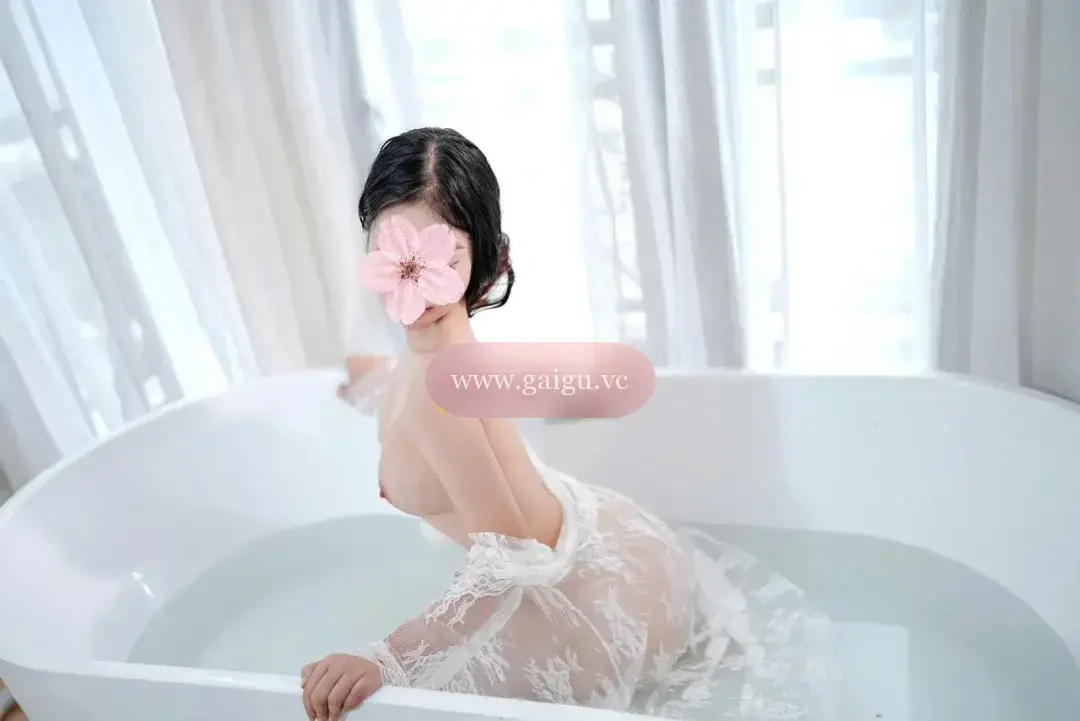 🫦VIP 🫦 Hải Như mặt xinh, dáng đẹp, bướm khít nhiều nước