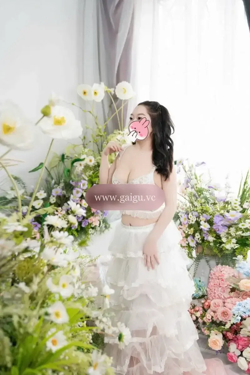 NGỌC BABY _ Vú to thật 100% chuẩn gái miền tây, free BJ băng