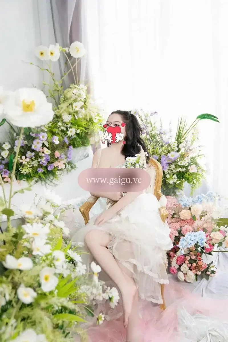 NGỌC BABY _ Vú to thật 100% chuẩn gái miền tây, free BJ băng