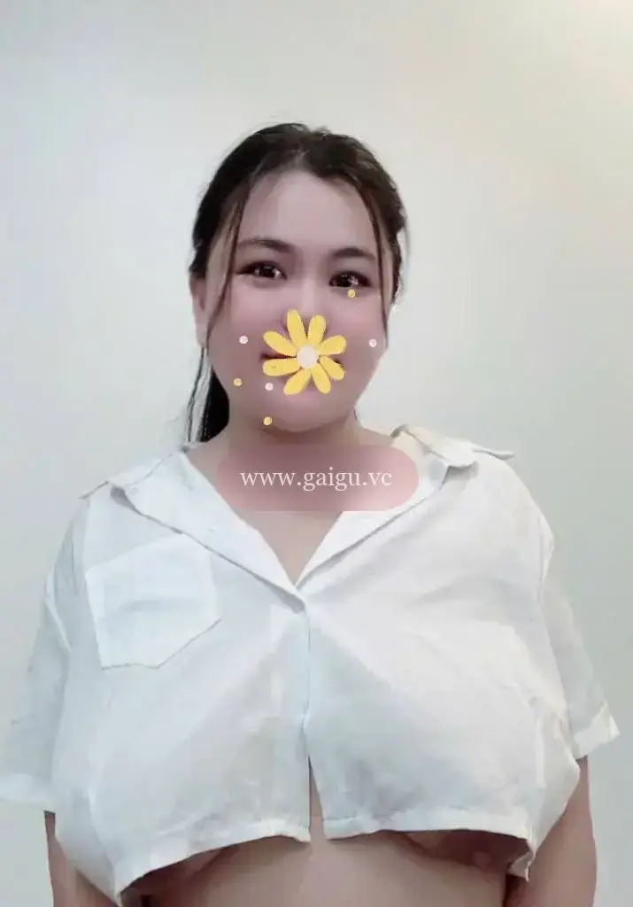 Thuỳ Linh Baby ❤️ Dễ Thương Nhiệt Tình Chiều Chuộng Hết Mình