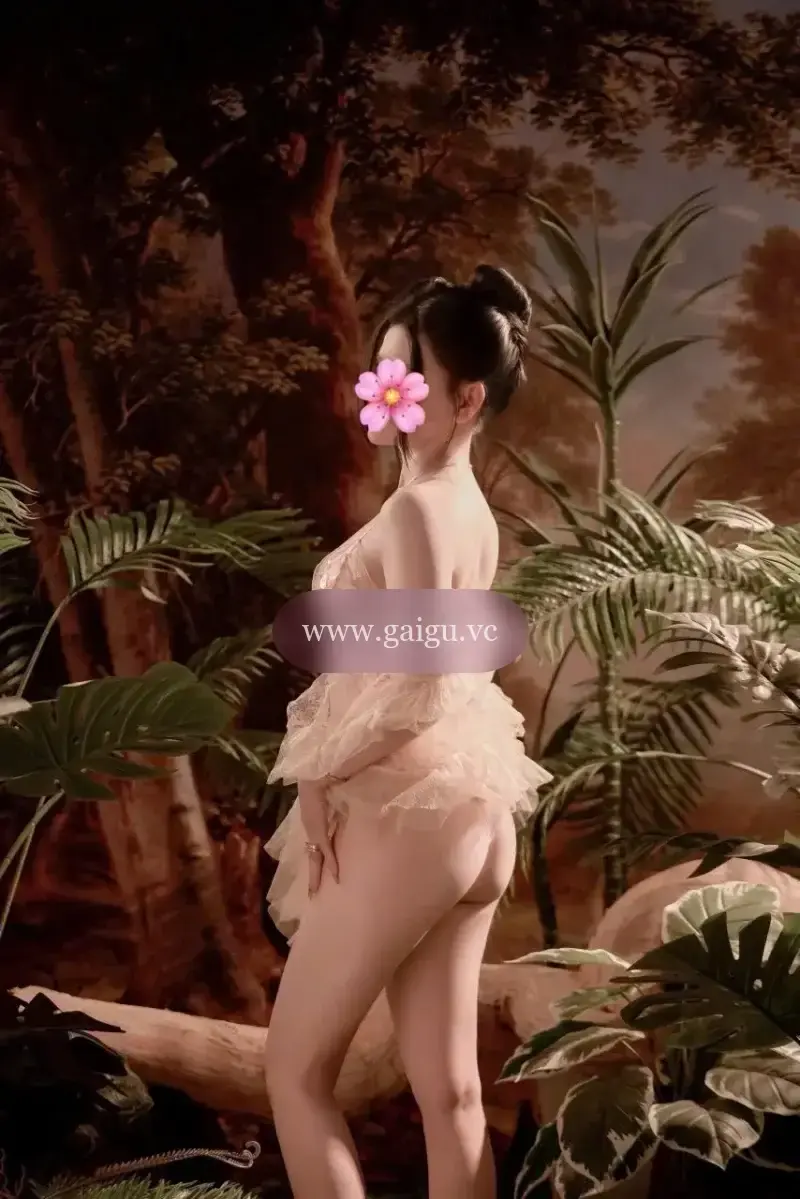 Ely: BODY ĐẸP, MẶT XINH BABY VÀ SANG TRỌNG