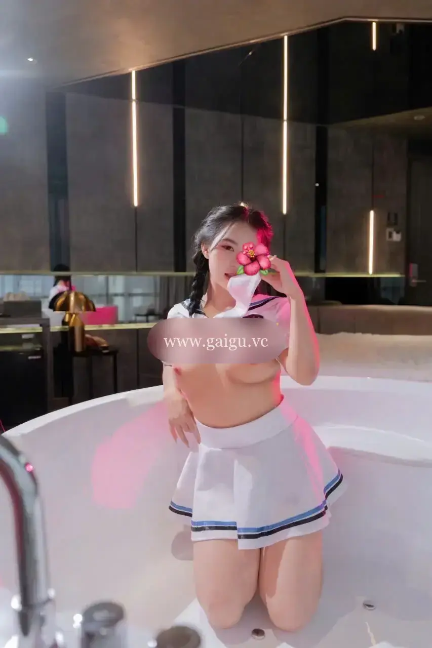 ⭐ MINH NGUYỆT ⭐ NGỌT NGÀO XINH ĐẸP MÀ CÒN BIẾT CHIỀU CHUỘNG