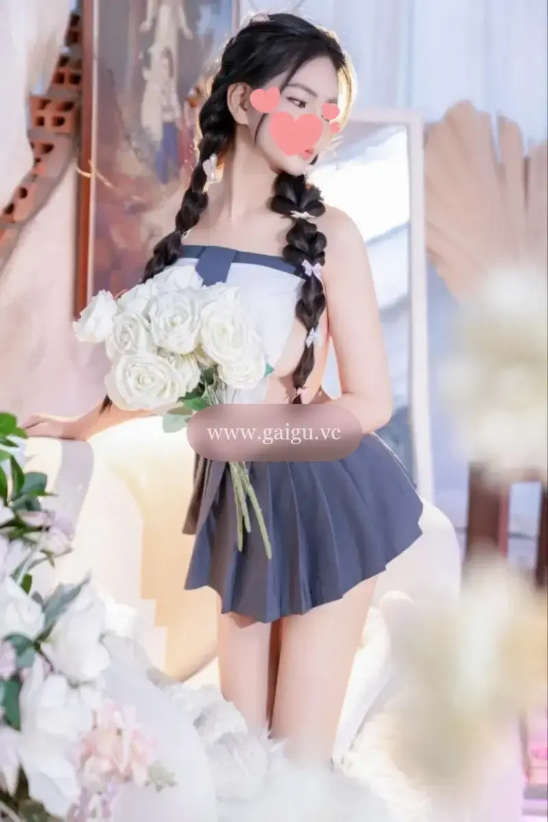 GIA MỸ  SIÊU SAO ĐIỆN ẢNH GIƯỜNG CHIẾU SỐ 1