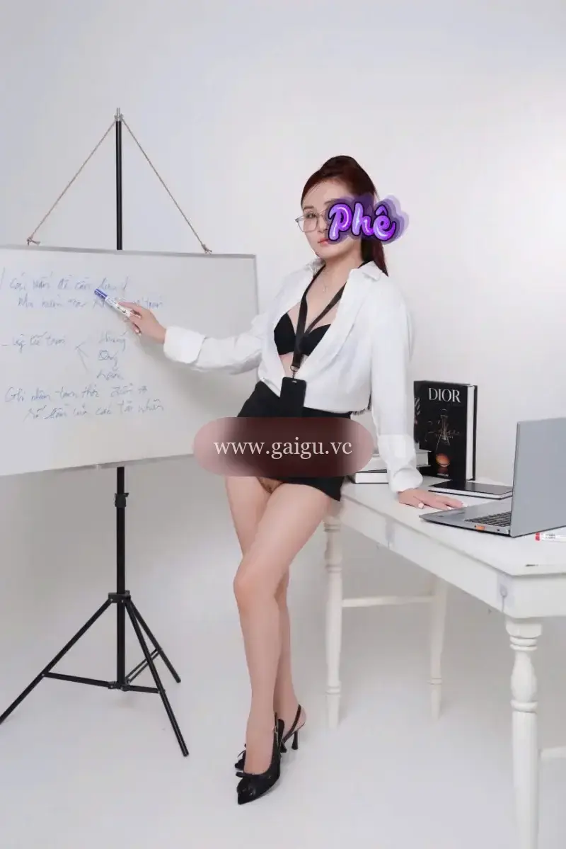 🔥Hồng nhung dáng ngon như Ngọc trinh🔥