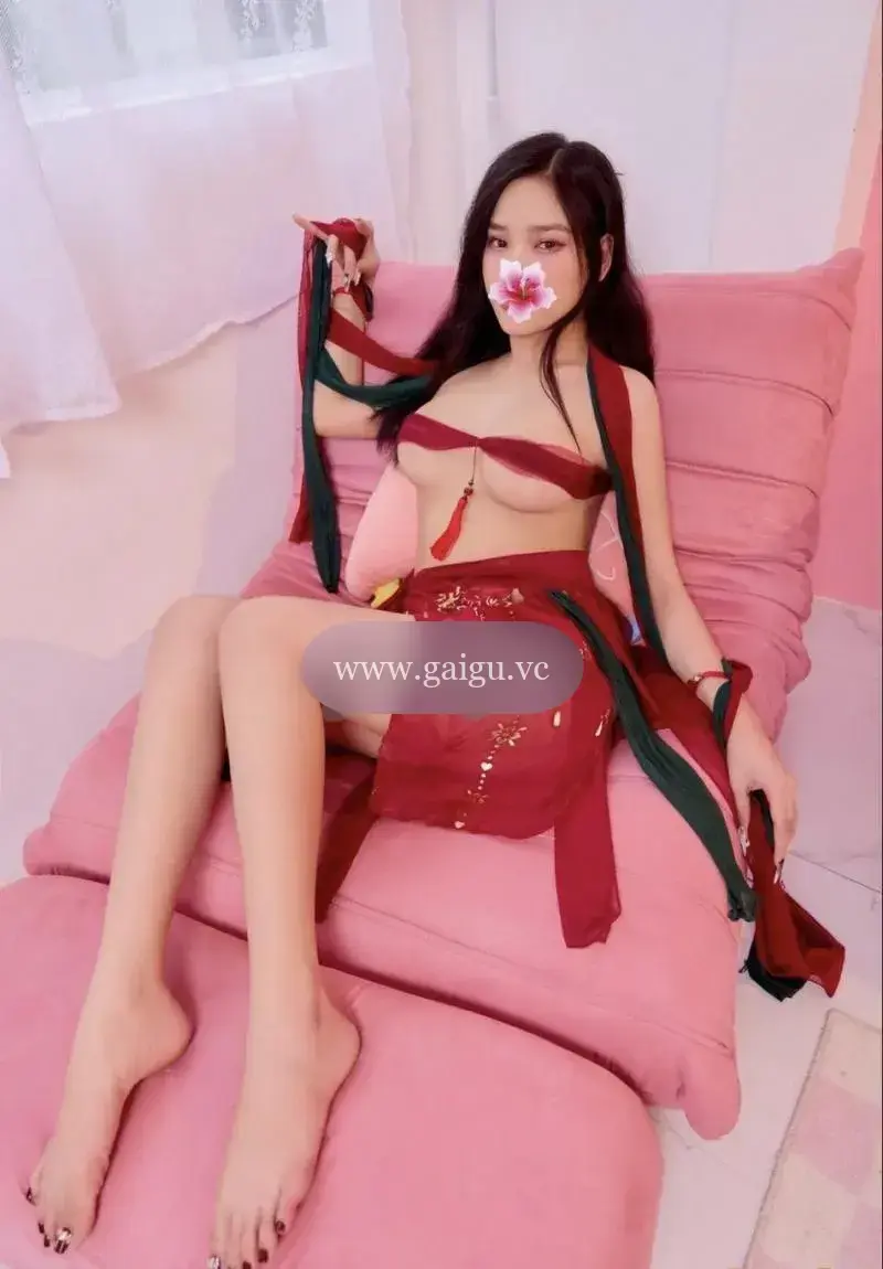 Mỹ Duyên - 2K5 Siêu Phẩm Mới Lớn, Em Gái Non Nớt Vô Đối
