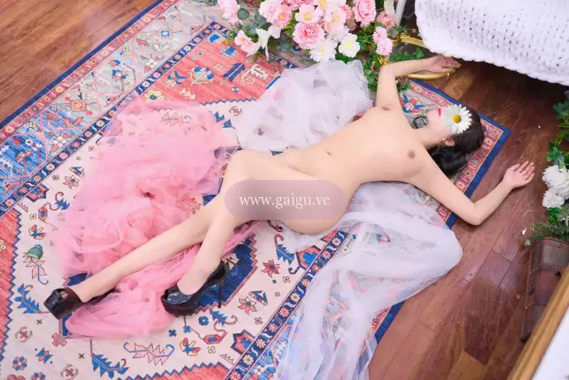 BẢO BẢO GÁI XINH MỚI LỚN HÀNG HỌ NGON TƠ VÚ BÍM HỒNG HÀO CHỊCH CỰC PHÊ