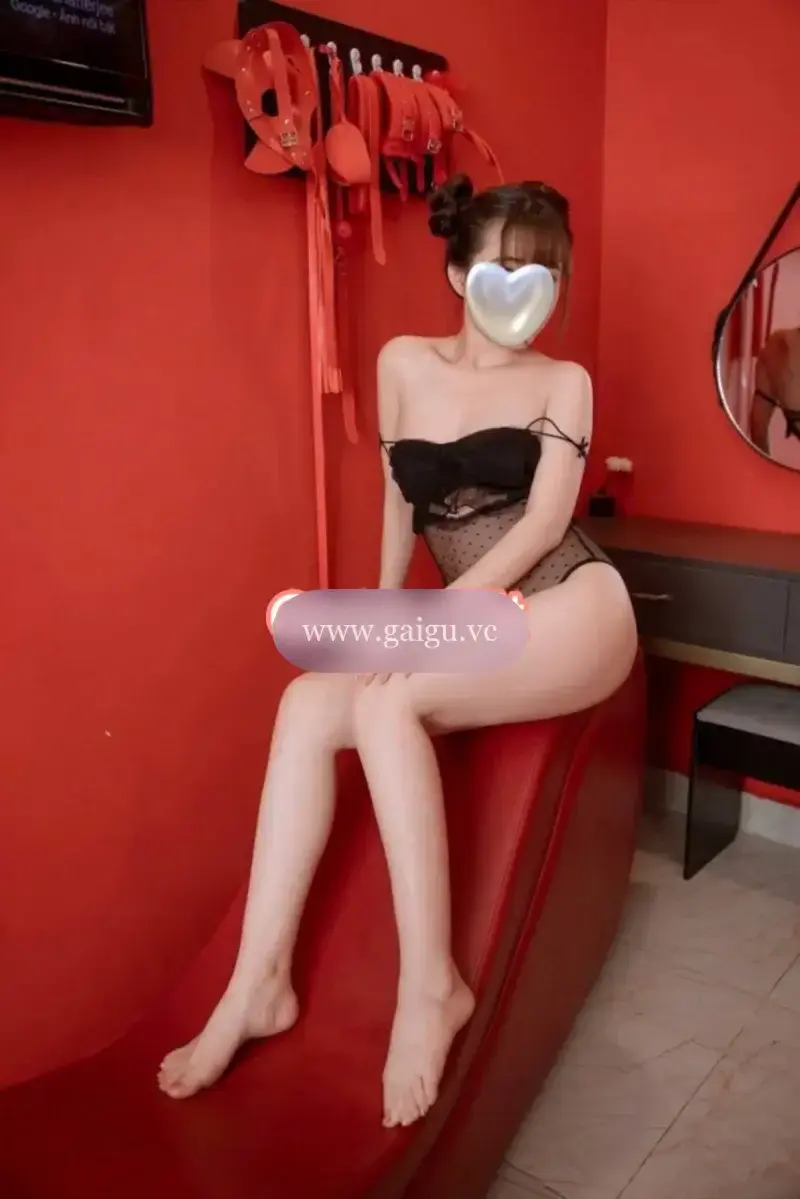 Gái xinh Thùy Anh_ Body gợi cảm, làm tình cực phê
