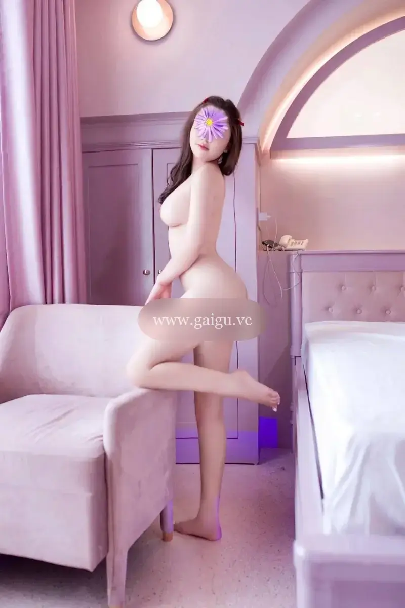 Ngọc Ánh - XINH XẮN - VÚ TO Hàng Thật - MÔNG MẨY - TÌNH CẢM VÀ CHIỀU